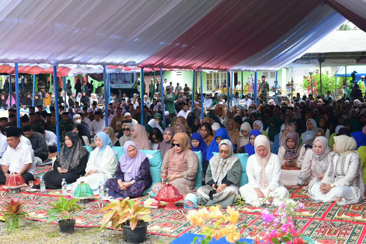 Mbminvestigasi.com | Danrem 132/Tadulako Hadiri Maulid Nabi Muhammad SAW 1448 H dan Dzikir Akbar, Perkuat Keimanan dan Ukhuwah Islamiyah Mbminvestigasi.com | Danrem 132/Tadulako Hadiri Maulid Nabi Muhammad SAW 1448 H dan Dzikir Akbar, Perkuat Keimanan dan Ukhuwah Islamiyah