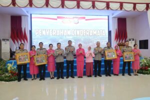 Mbminvestigasi.com | KAPOLDA KEPRI TEKANKAN PELAYANAN PUBLIK DAN PENGUATAN KAMTIBMAS DALAM KENAL PAMIT PJU POLDA KEPRI