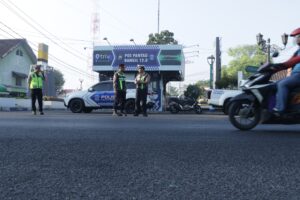 Mbminvestigasi.com | Kapolres Pasuruan Turun Langsung Pantau Pelayanan Lalu Lintas, Wujudkan Kehadiran Polisi di Tengah Masyarakat