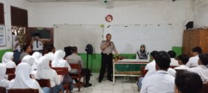 Mbminvestigasi.com | Sambangi SMK Yanindo, Kapolsek Tanjung Priok Ajak Pelajar Jauhi Narkoba dan Tawuran
