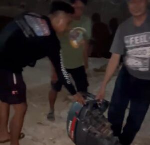Mbminvestigasi.com | Polres Pacitan Amankan Komplotan Tersangka Pencuri Mesin Perahu di Kali Cokel Mbminvestigasi.com | Polres Pacitan Amankan Komplotan Tersangka Pencuri Mesin Perahu di Kali Cokel