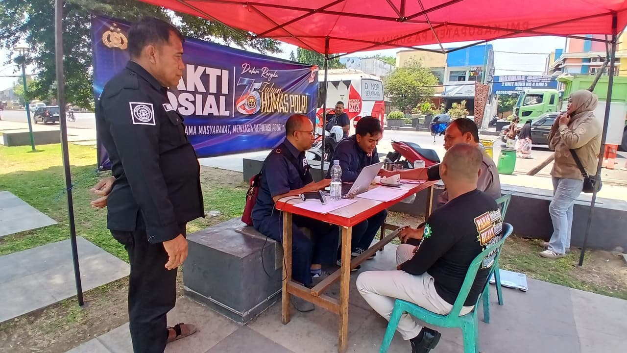 Mbminvestigasi.com | HUT Humas Polri ke-75, Polres Pasuruan Gelar Bakti Sosial Donor Darah di Bangil Mbminvestigasi.com | HUT Humas Polri ke-75, Polres Pasuruan Gelar Bakti Sosial Donor Darah di Bangil