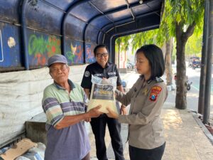 Mbminvestigasi.com | Sambut Hari Jadi Humas Polri ke-75, Sie Humas Polres Kediri Kota Gelar Bakti Sosial dan Donor Darah