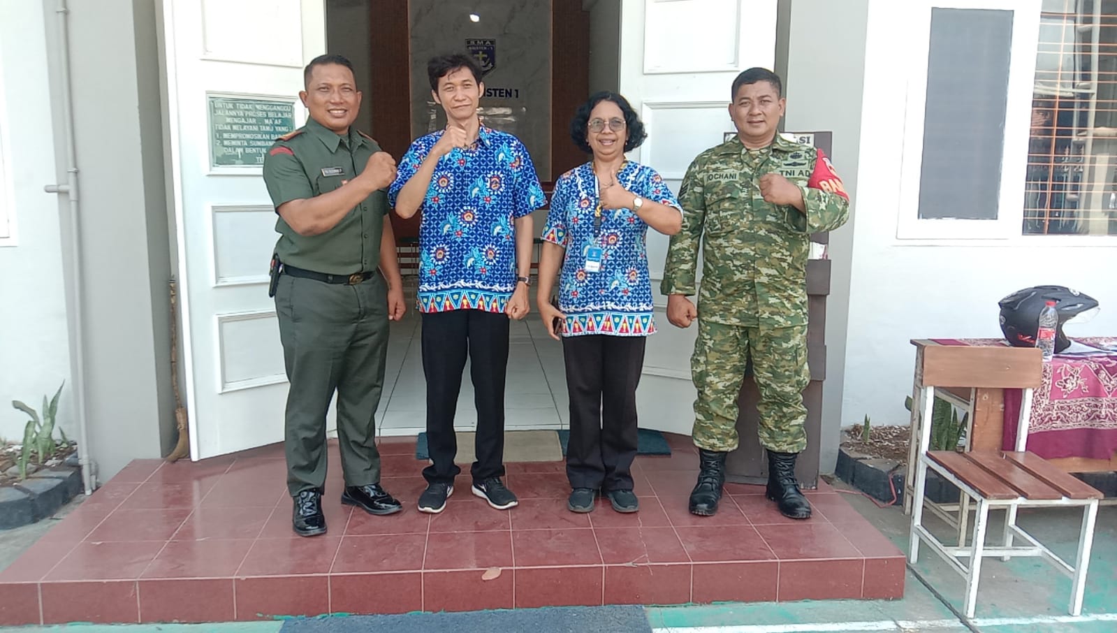 Mbminvestigasi.com | Sambang Almamater, Danramil 03/Serengan Sosialisasi Rekrutmen TNI AD 2027 di SMA Kristen 1 Surakarta Mbminvestigasi.com | Sambang Almamater, Danramil 03/Serengan Sosialisasi Rekrutmen TNI AD 2027 di SMA Kristen 1 Surakarta