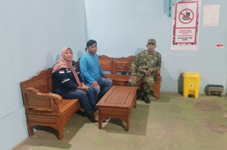 Mbminvestigasi.com | Jaga Kondusivitas Wilayah, Babinsa Jatiroto Gelar Patroli Malam dan Anjangsana