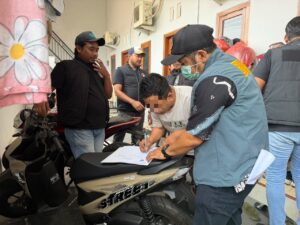 Mbminvestigasi.com | Tekan Peredaran Narkotika, Polres Pelabuhan Tanjung Perak Gelar KRYD Sasar Rumah Kos