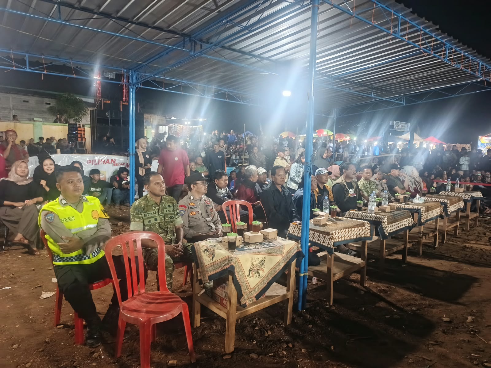 Mbminvestigasi.com | Ciptakan Rasa Aman , Babinsa Tirtomoyo Malam Hari Pantau Wilayah