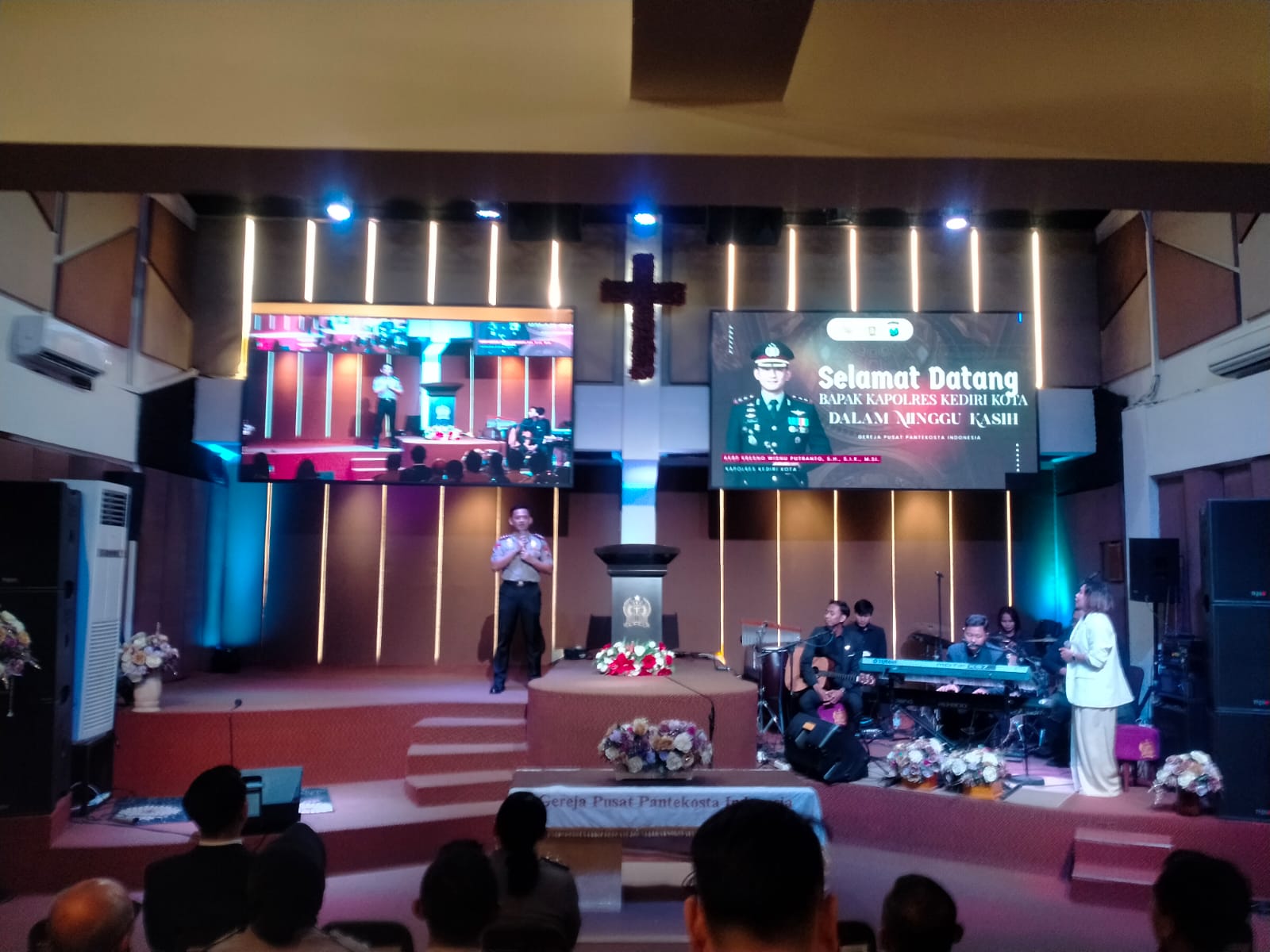 Mbminvestigasi.com | Minggu Kasih di GPPI Kediri, Kapolres Ajak Jemaat Bijak Bermedia Sosial dan Manfaatkan Layanan 110