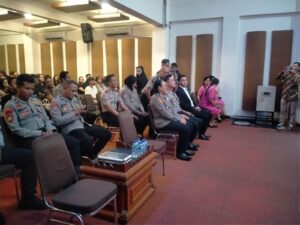 Mbminvestigasi.com | Minggu Kasih di GPPI Kediri, Kapolres Ajak Jemaat Bijak Bermedia Sosial dan Manfaatkan Layanan 110