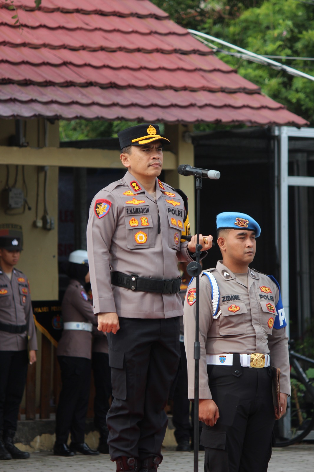 Mbminvestigasi.com | Kapolres Pesisir Barat Pimpin Apel Gelar Pasukan Operasi Patuh Krakatau 2026 Mbminvestigasi.com | Kapolres Pesisir Barat Pimpin Apel Gelar Pasukan Operasi Patuh Krakatau 2026