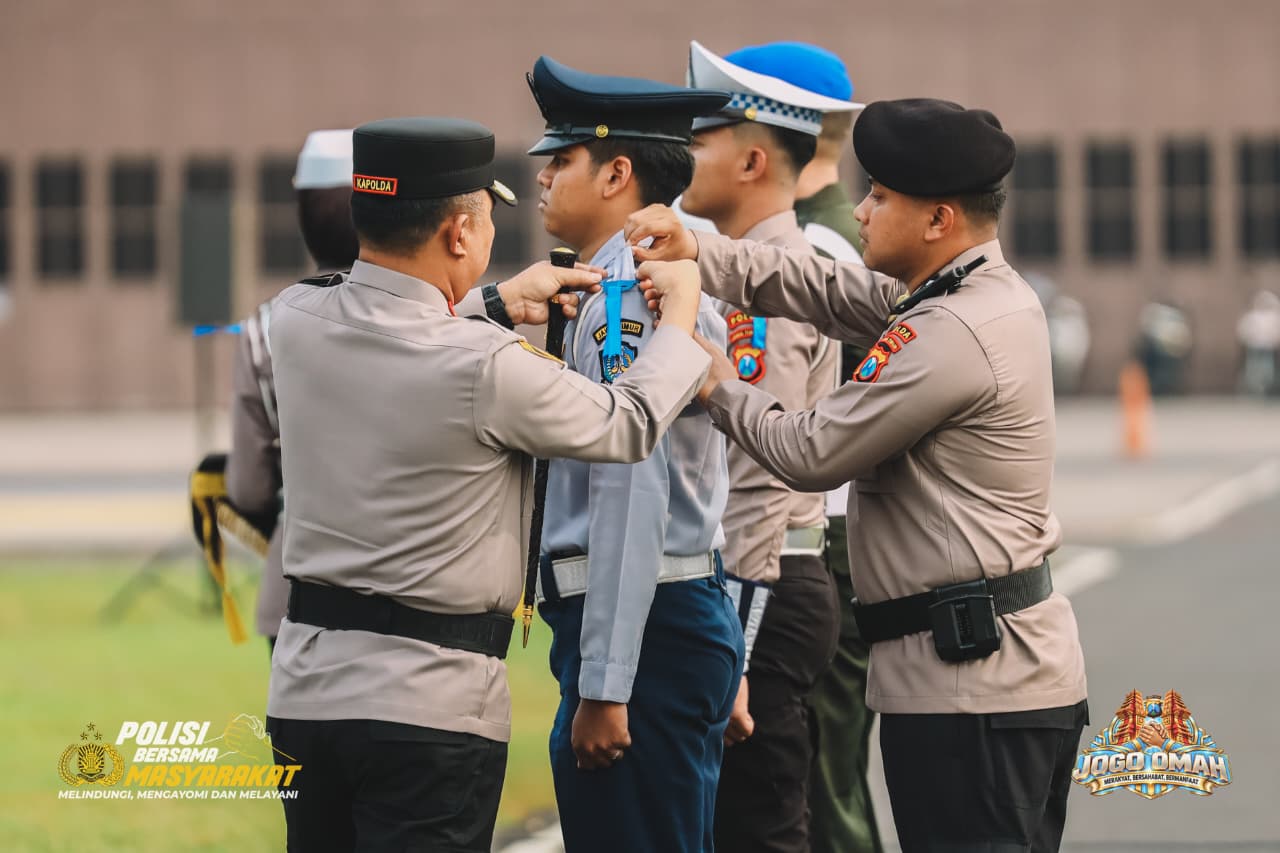 Mbminvestigasi.com | Polda Jatim Gelar Operasi Patuh Semeru : Menggugah Kesadaran dan Selamatkan Jiwa Pengguna Jalan Mbminvestigasi.com | Polda Jatim Gelar Operasi Patuh Semeru : Menggugah Kesadaran dan Selamatkan Jiwa Pengguna Jalan
