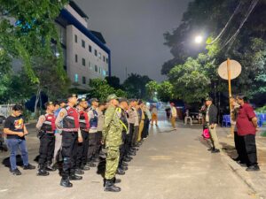 Mbminvestigasi.com | Cegah Tawuran dan Kejahatan Malam Hari, Polsek Tanjung Priok Bersama Tiga Pilar Hadir di Tengah Masyarakat