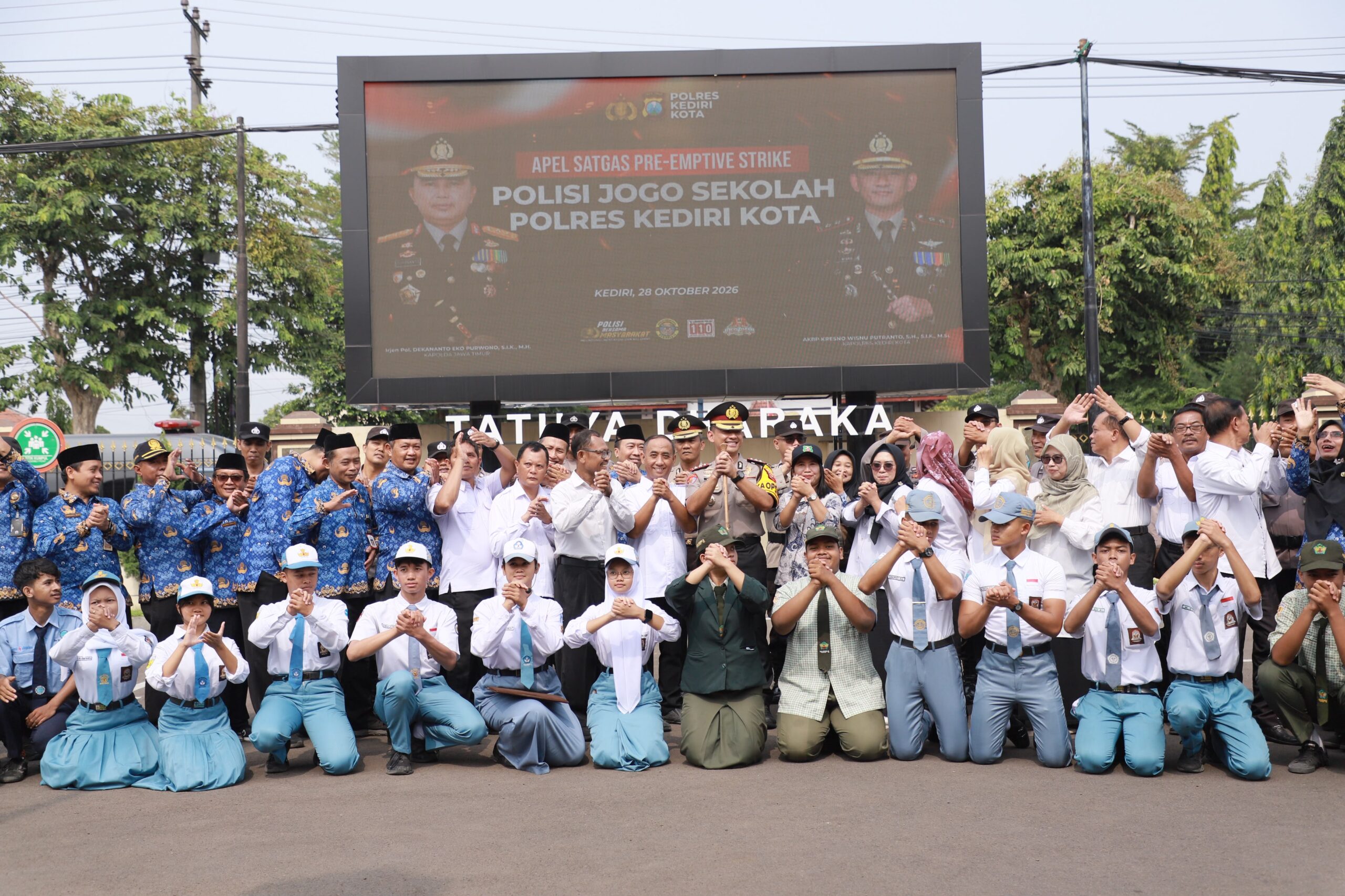Mbminvestigasi.com | Kapolres Kediri Kota: Polisi Jogo Sekolah Harus Jadi Sahabat dan Pelindung Pelajar