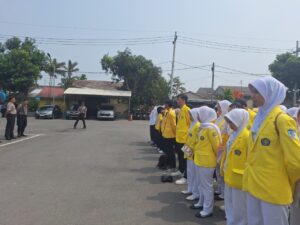 Mbminvestigasi.com | Kapolres Kediri Berangkatkan Ratusan Aktivis ke Apel Kebangsaan Jatim, Tekankan Persatuan