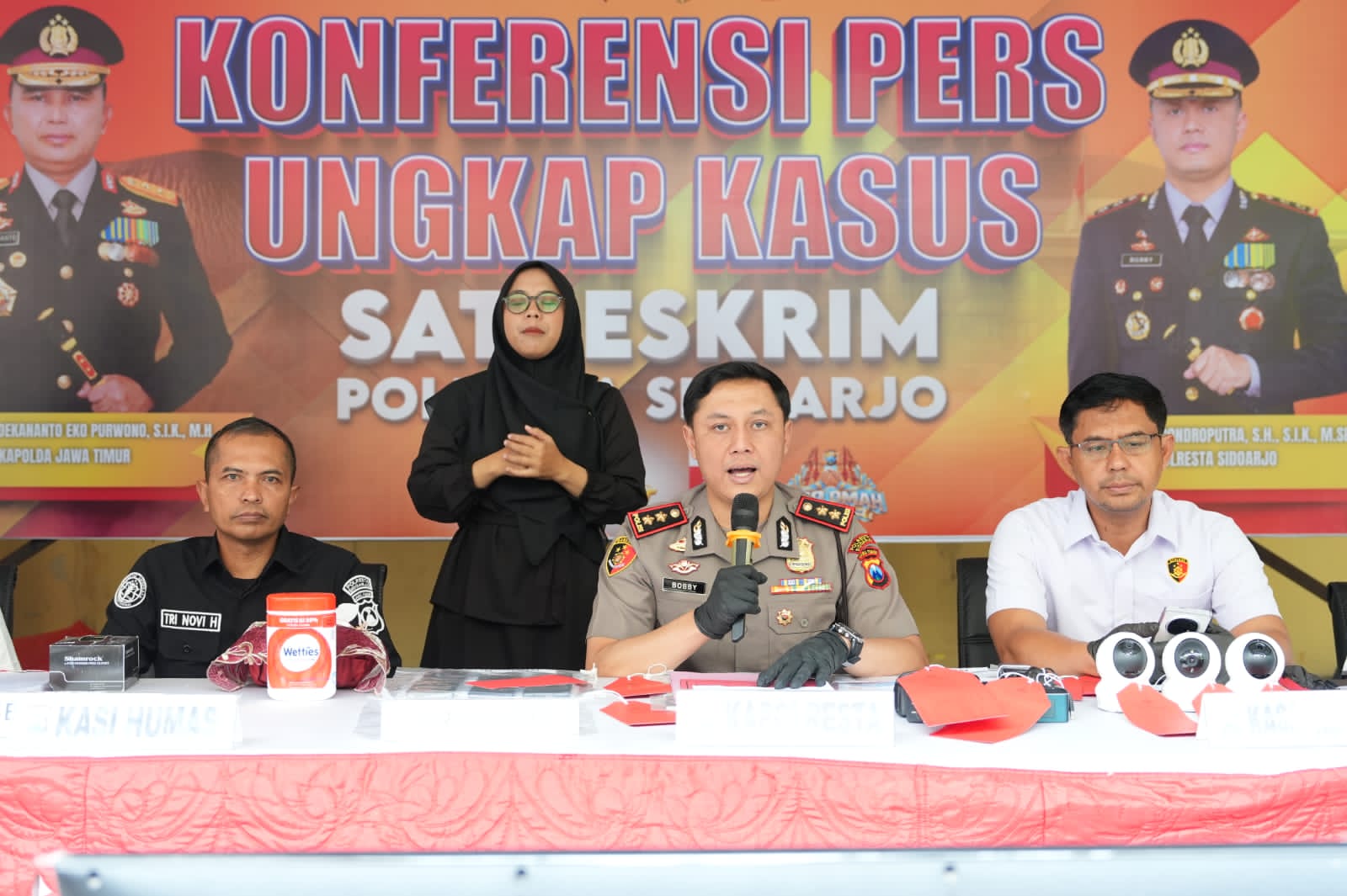 Mbminvestigasi.com | Polresta Sidoarjo Ungkap Penipuan Online Libatkan WNA Vietnam