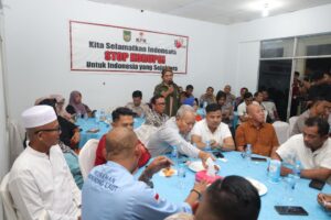 Mbminvestigasi.com | KUMPUL BERSAMA MASYARAKAT, KAPOLDA KEPRI SERAP ASPIRASI WARGA BENGKONG MELALUI NGOPI BARENG