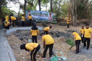 Mbminvestigasi.com | Polres Pasuruan Gelar Olahraga Bersama dan Green Policing, Bersihkan Sungai Bekacak