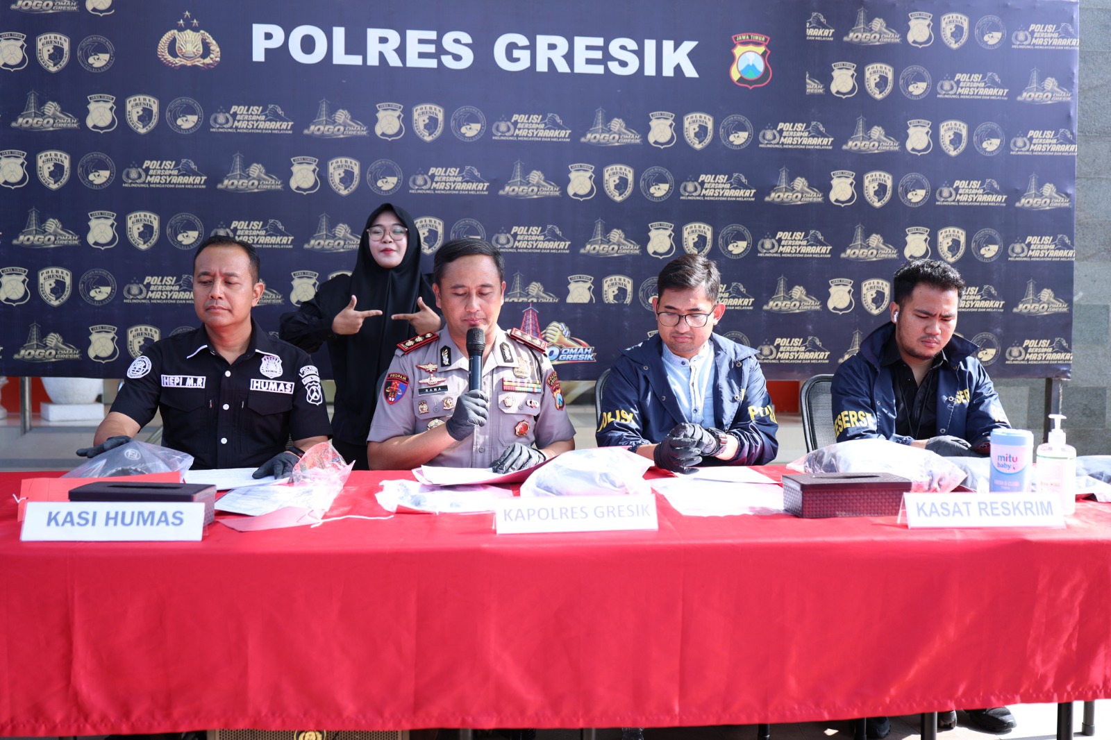 Mbminvestigasi.com | Polres Gresik Amankan 11 Tersangka Curanmor, Empat Motor Dikembalikan ke Korban