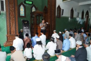 Mbminvestigasi.com | Jumling Polres Kediri , Ajak Warga Aktif Jaga Kamtibmas, Waspadai Hoaks hingga Bahaya Narkoba
