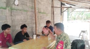 Mbminvestigasi.com | BABINSA NGEMPLAK KOBARKAN SEMANGAT PEMUDA PANDEYAN, AJAK GENERASI MUDA WUJUDKAN CITA-CITA MENJADI PRAJURIT TNI AD