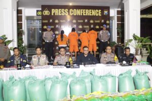 Mbminvestigasi.com | Polres Pasuruan Berhasil Tangkap 4 Tersangka Dugaan Pengemasan Ulang Beras SPHP