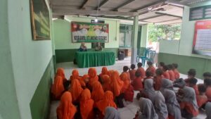 Mbminvestigasi.com | Koramil 17/Wonosegoro Diserbu 65 Anak TK, Kenalkan Serunya Profesi Prajurit TNI AD Sejak Dini